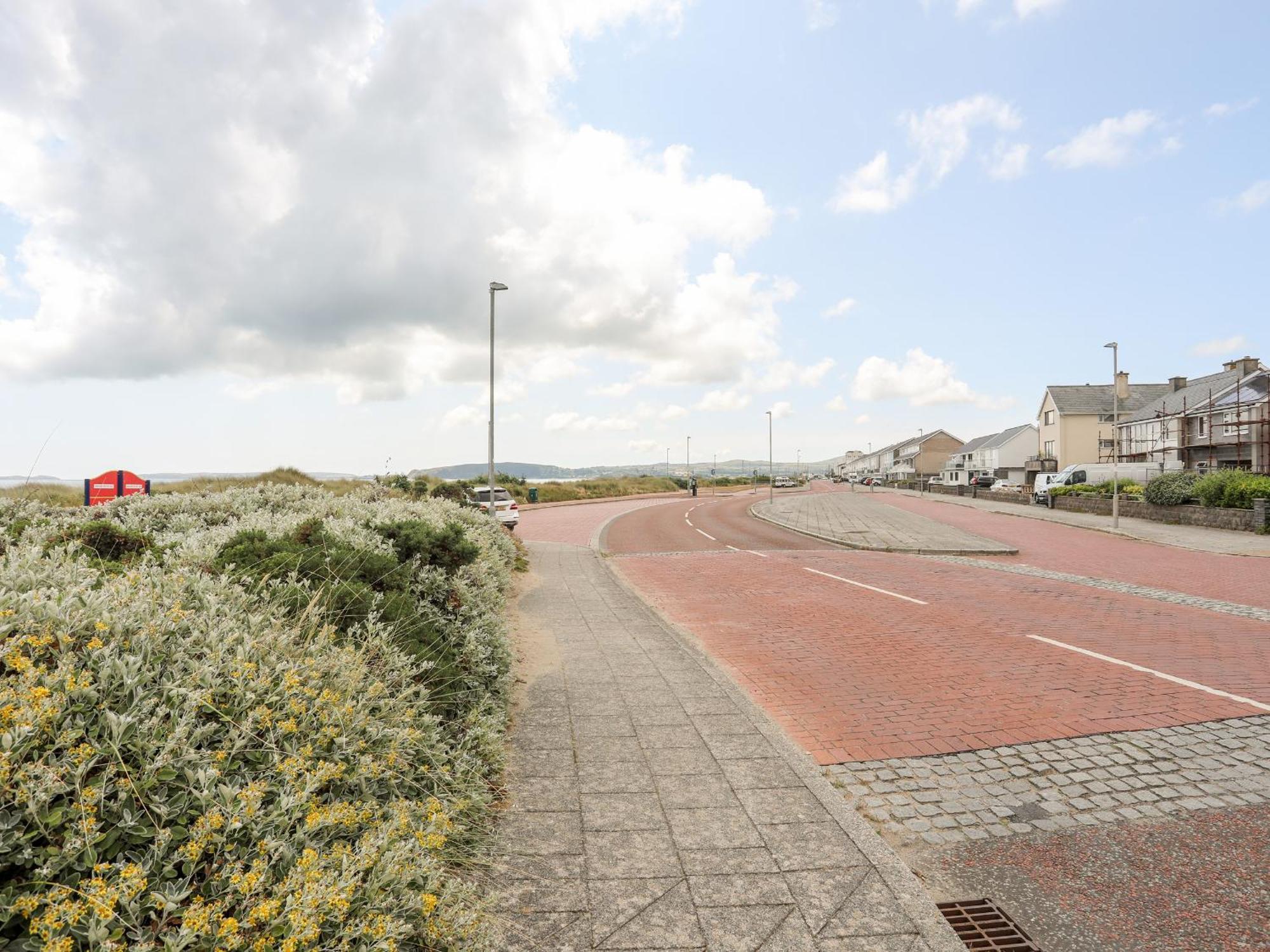 7 Min Y Traeth Villa Pwllheli Eksteriør bilde